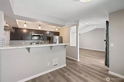 14819 29th Avenue W #L304, Lynnwood, WA 98087 - Photo 7