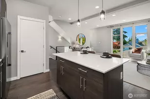 8012 20th Ave NW, Seattle, WA 98117 - Photo 11