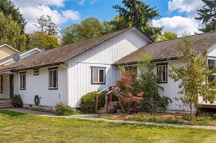 782 Nash St, San Juan Island, WA 98250 - Photo 13