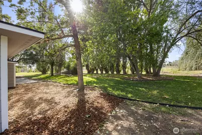 6856 Rd E NE, Moses Lake, WA 98837 - Photo 9