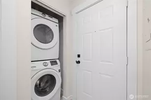 3420 Burke Ave N, Seattle, WA 98103 - Photo 15