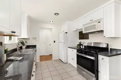5706 Highland Road, Everett, WA 98203 - Photo 9