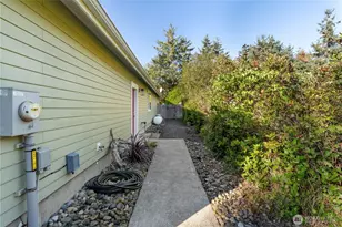 643 Woodland Loop NE, Ocean Shores, WA 98569 - Photo 27