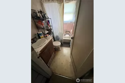 7212 S 126th Street, Seattle, WA 98178 - Photo 7