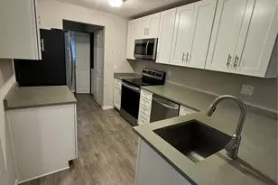 12607 100th Ln NE, Kirkland, WA 98034 - Photo 3