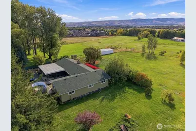 2104 W Dry Creek Road, Ellensburg, WA 98926 - Photo 1