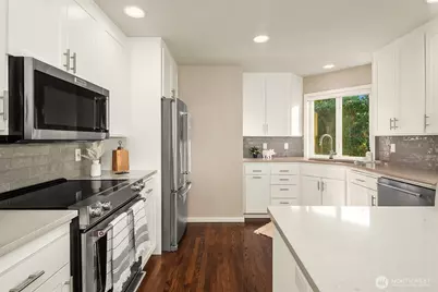 912 Cedar Street, Edmonds, WA 98020 - Photo 15
