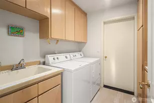 912 Cedar St, Edmonds, WA 98020 - Photo 25