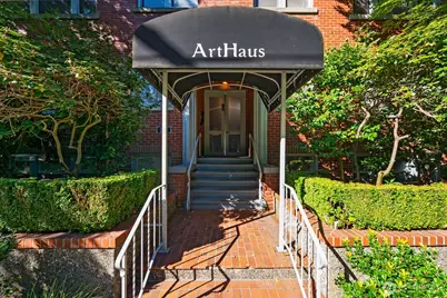 735 Federal Avenue E #5, Seattle, WA 98102 - Photo 1