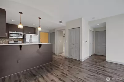 2929 1st Avenue #1106, Seattle, WA 98121 - Photo 7