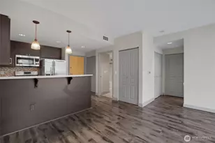 2929 1st Ave, Seattle, WA 98121 - Photo 7