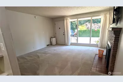16023 32nd Avenue NE, Lake Forest Park, WA 98155 - Photo 3
