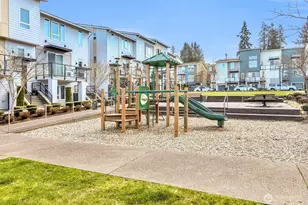 14610 36th Ave NE, Lake Forest Park, WA 98155 - Photo 37