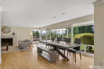 201 171st Place NE, Bellevue, WA 98008 - Photo 5