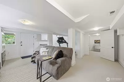 12015 Exeter Avenue NE, Seattle, WA 98125 - Photo 27