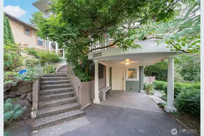 12015 Exeter Avenue NE, Seattle, WA 98125 - Photo 3