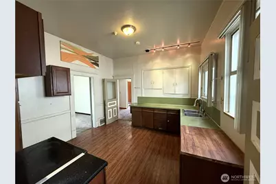 919 Martin Luther King Jr Way, Seattle, WA 98122 - Photo 3