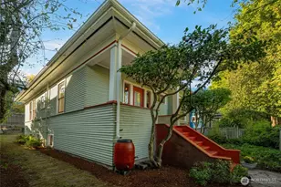 809 23rd Ave E, Seattle, WA 98112 - Photo 19