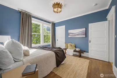 809 23rd Avenue E, Seattle, WA 98112 - Photo 11