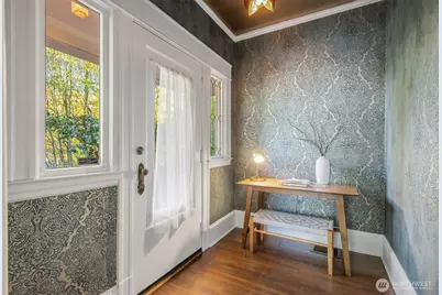 809 23rd Avenue E, Seattle, WA 98112 - Photo 9