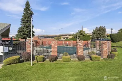 100 Simon Street #8, East Wenatchee, WA 98802 - Photo 27
