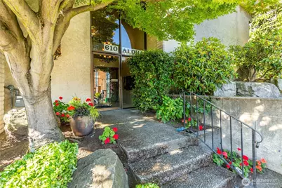 610 Aloha Street #404, Seattle, WA 98109 - Photo 37