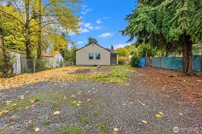 1407 E 30th St, Tacoma, WA 98404 - Photo 21