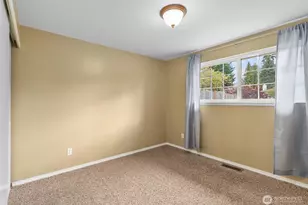 22506 45th Pl W, Mountlake Terrace, WA 98043 - Photo 33