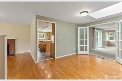 22506 45th Place W, Mountlake Terrace, WA 98043 - Photo 19