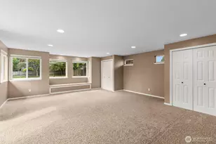 22506 45th Pl W, Mountlake Terrace, WA 98043 - Photo 11