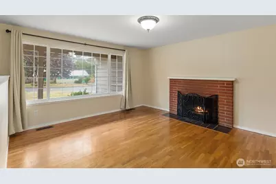 22506 45th Place W, Mountlake Terrace, WA 98043 - Photo 3