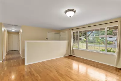 22506 45th Place W, Mountlake Terrace, WA 98043 - Photo 5