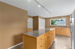 22506 45th Pl W, Mountlake Terrace, WA 98043 - Photo 25