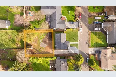 8708 NE 140th Street #C, Kirkland, WA 98034 - Photo 1