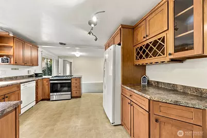 1805 204th Place SW, Lynnwood, WA 98036 - Photo 5