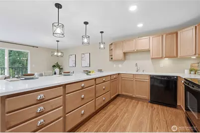 700 Front Street S #E206, Issaquah, WA 98027 - Photo 3