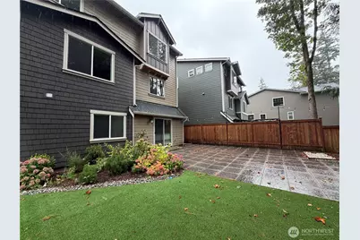 24743 SE 17th Place, Sammamish, WA 98075 - Photo 3