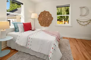 8015 42nd Ave NE, Seattle, WA 98115 - Photo 15