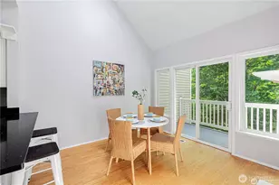 6519 SE Cougar Mountain Way, Bellevue, WA 98006 - Photo 13