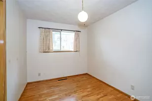 520 S 94th St, Tacoma, WA 98444 - Photo 19