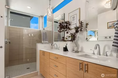 1140 10th Avenue E #B, Seattle, WA 98102 - Photo 17