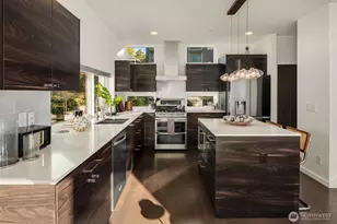 1140 10th Ave E, Seattle, WA 98102 - Photo 9