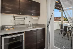 1140 10th Ave E, Seattle, WA 98102 - Photo 19