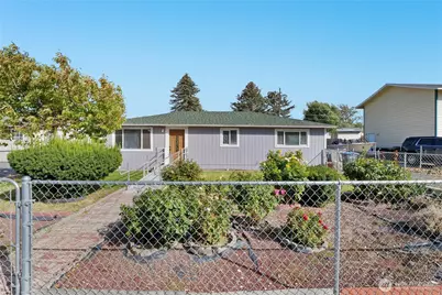1539 N Mary Street, Moses Lake, WA 98837 - Photo 1