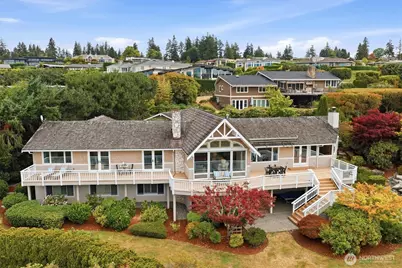 8900 NE 16th Street, Clyde Hill, WA 98004 - Photo 3