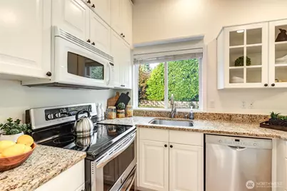 16718 6th Avenue SE, Bothell, WA 98012 - Photo 11