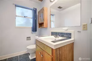 9037 38th Ave SW, Seattle, WA 98126 - Photo 17