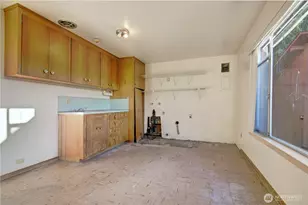 9037 38th Ave SW, Seattle, WA 98126 - Photo 23