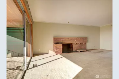 9037 38th Avenue SW, Seattle, WA 98126 - Photo 7