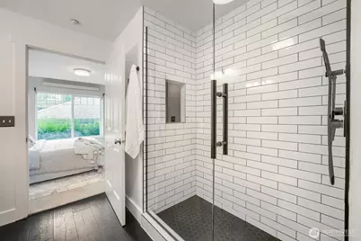 1905 24th Avenue NE #103, Issaquah, WA 98029 - Photo 19